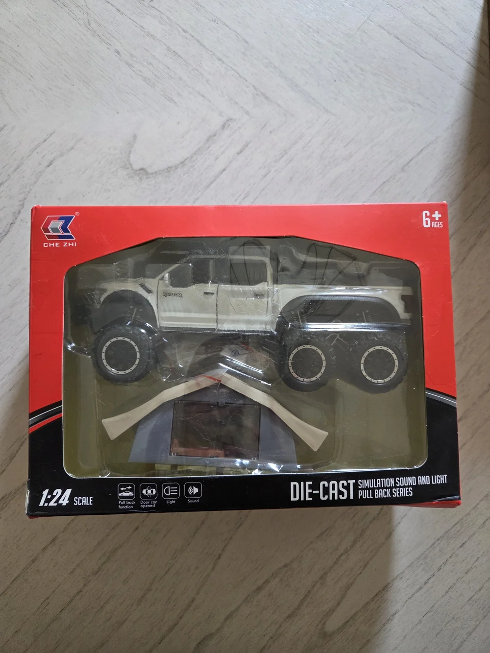 Oanmyjjo Diecast F150 Pickup Truck White with Sightseeing Cabin, Lights & Sounds
